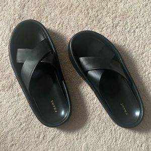 frame le laurel slide black size 9.5